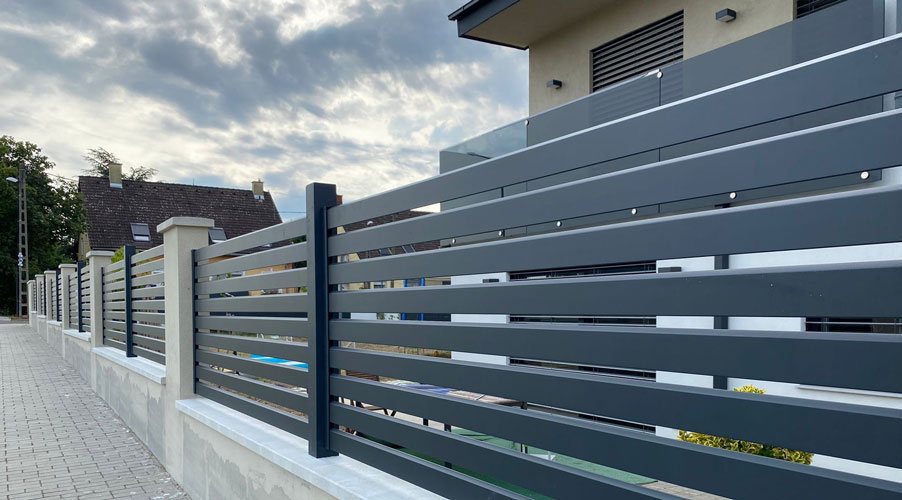 Garduri aluminiu - Gard model orizontal RAL 7016