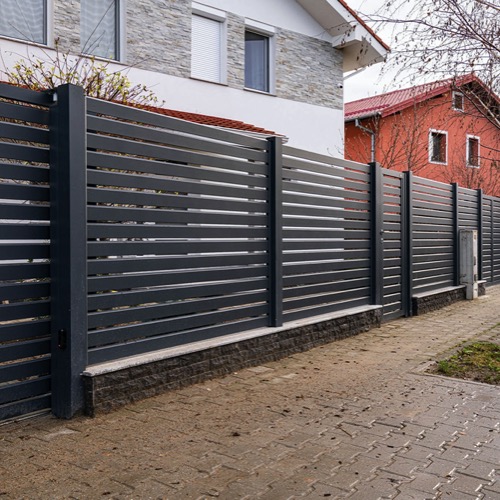 Aluminium fence - RAL 7016