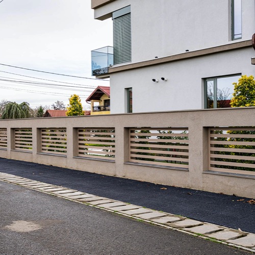 Aluminium fence - RAL 1019