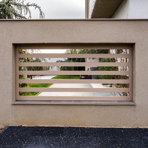 Aluminium fence - RAL 1019