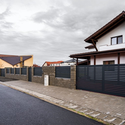Aluminium fence - RAL 7016