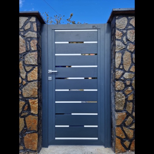 Aluminium fence - RAL 7016/9006