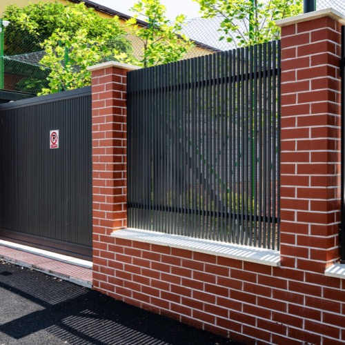 Aluminium fence - RAL 7016
