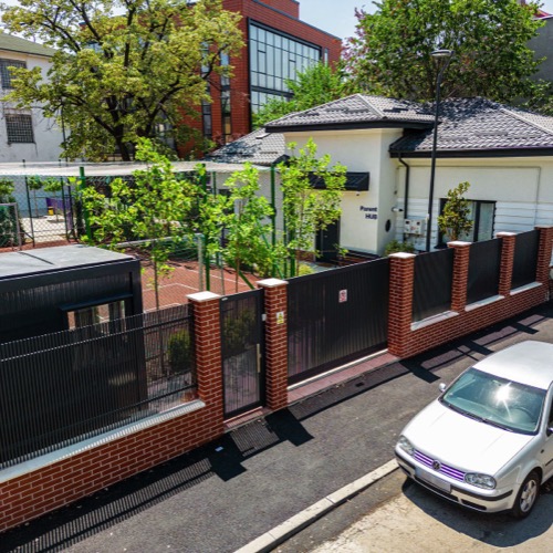 Aluminium fence - RAL 7016