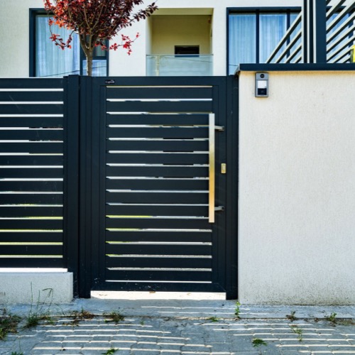 Aluminium fence - RAL 7016