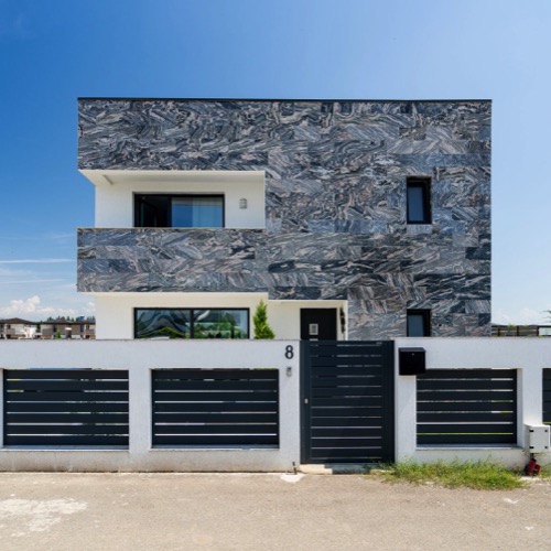 Aluminium fence - RAL 7016