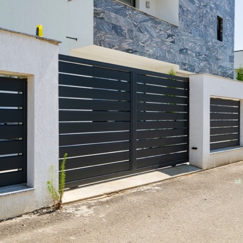 Aluminium fence - RAL 7016