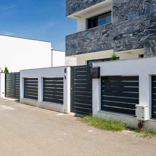 Aluminium fence - RAL 7016