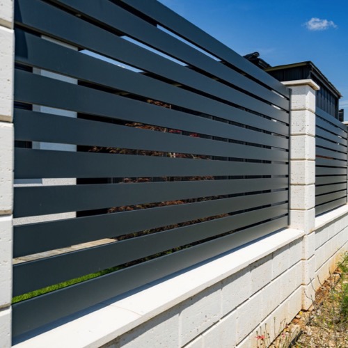 Aluminium fence - RAL 7016