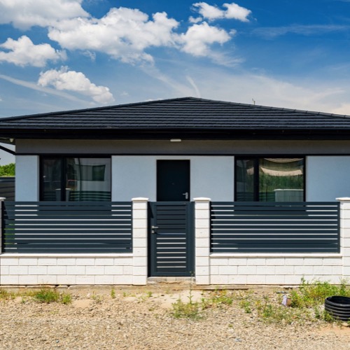 Aluminium fence - RAL 7016