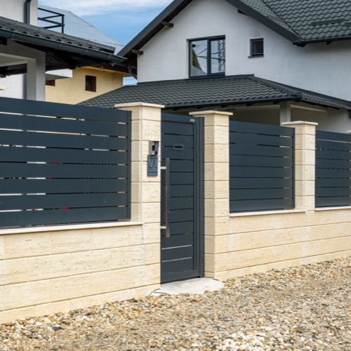 Aluminium fence - RAL 7016