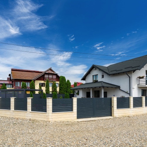 Aluminium fence - RAL 7016
