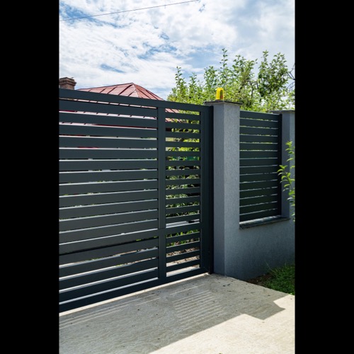 Aluminium fence - RAL 7016