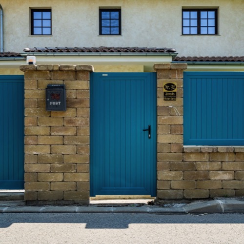 Aluminium fence - RAL 5021