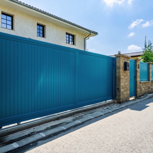 Aluminium fence - RAL 5021