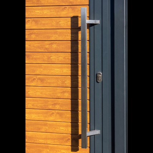 Aluminium fence - RAL 7016