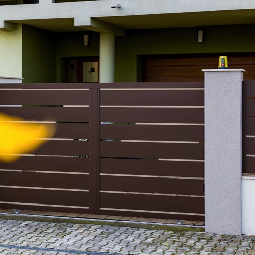 Aluminium fence - RAL 8028/1019