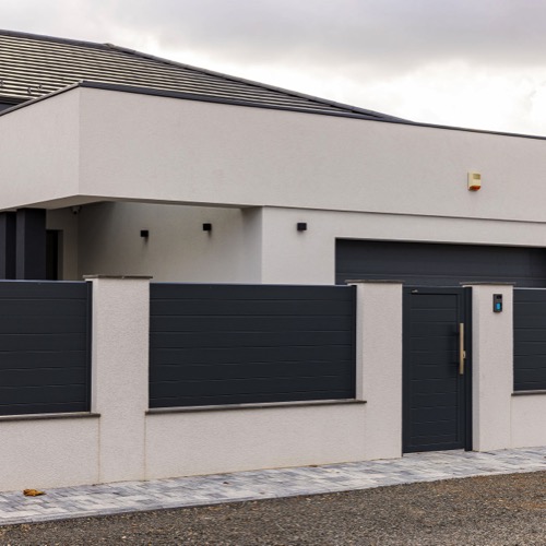 Aluminium fence - RAL 7016