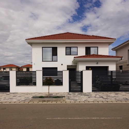 Aluminium fence - RAL 7016
