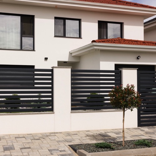 Aluminium fence - RAL 7016
