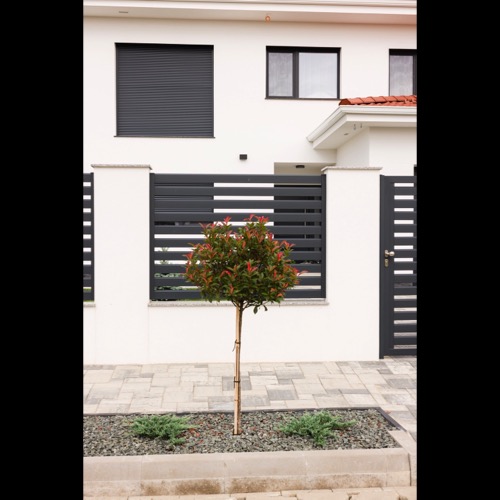 Aluminium fence - RAL 7016
