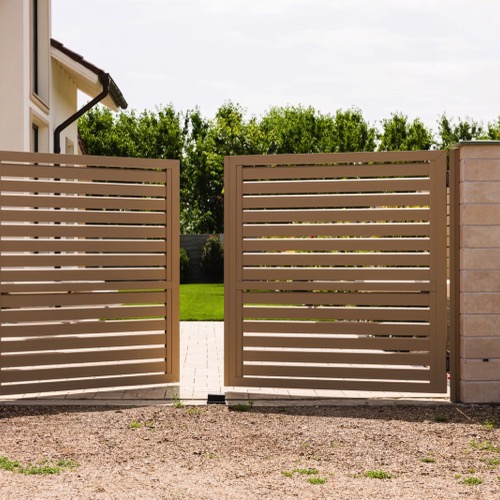 Aluminium fence - RAL 1019