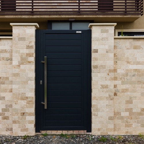 Aluminium fence - RAL 7016