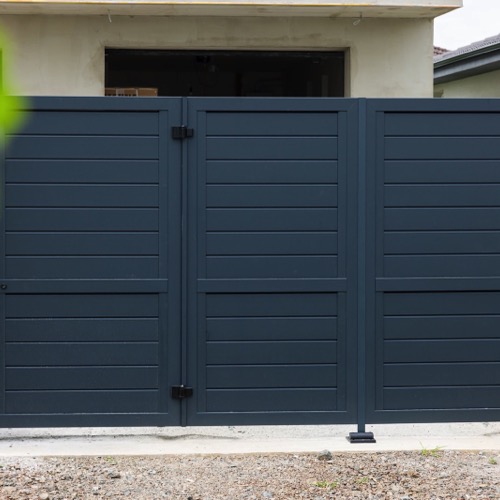 Aluminium fence - RAL 7016