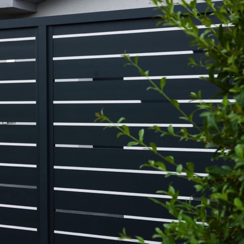 Aluminium fence - RAL 7016/9016