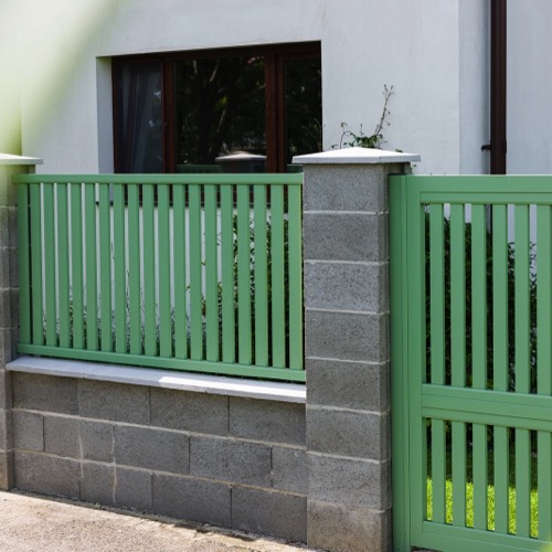 Aluminium fence - RAL 6021