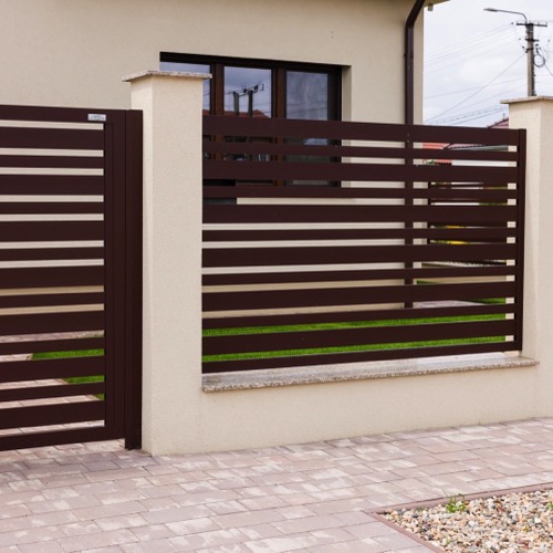 Aluminium fence - RAL 8017