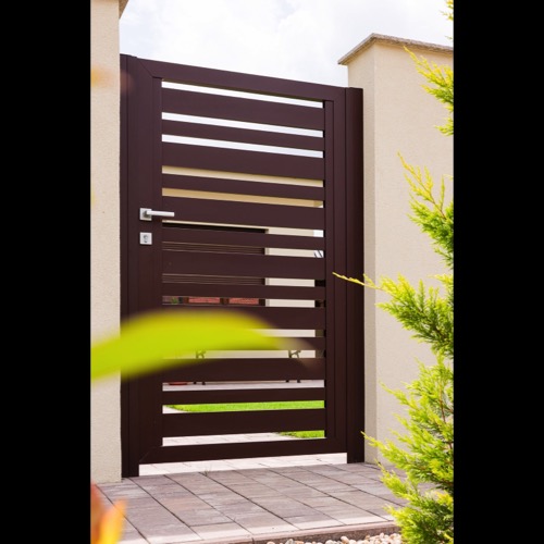 Aluminium fence - RAL 8017