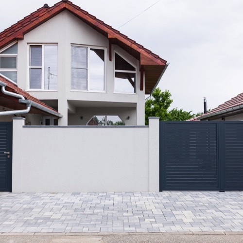 Aluminium fence - RAL 7016