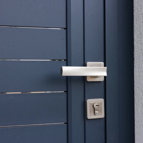 Aluminium fence - RAL 7016