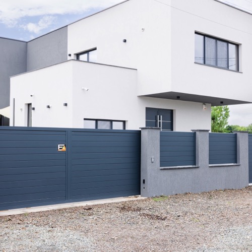 Aluminium fence - RAL 7016