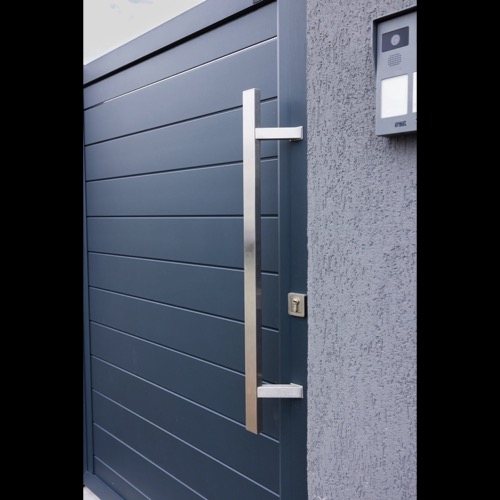 Aluminium fence - RAL 7016