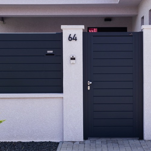 Aluminium fence - RAL 7016