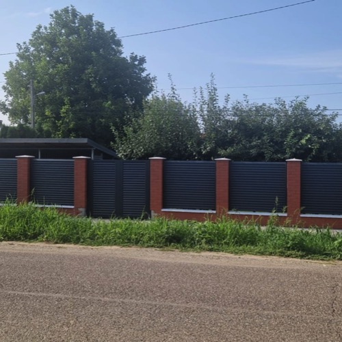 Aluminium fence - RAL 7016