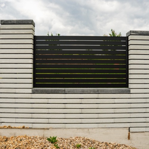 Aluminium fence - RAL 7016